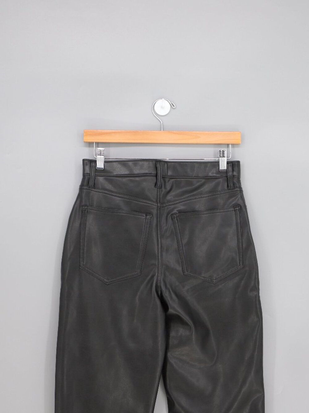 NWT Abercrombie & Fitch Vegan Leather Ankle Straight Pant Black Size 28 Short - Picture 5 of 10